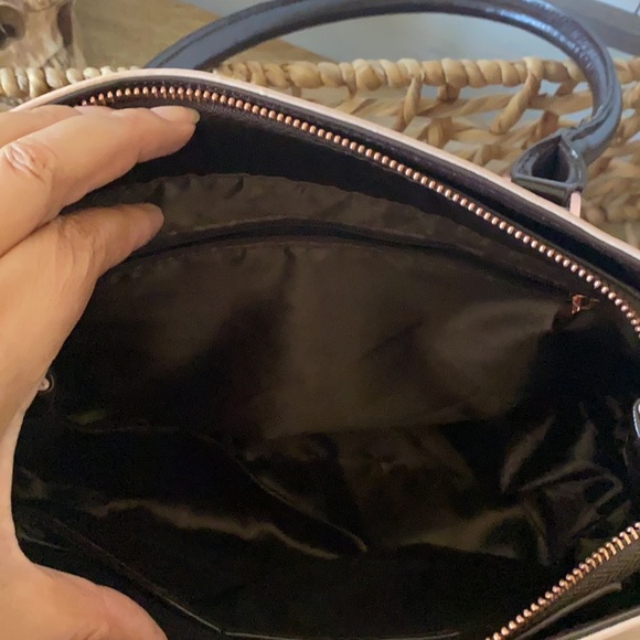 SeiBella gently used bag - Picture 2 of 2